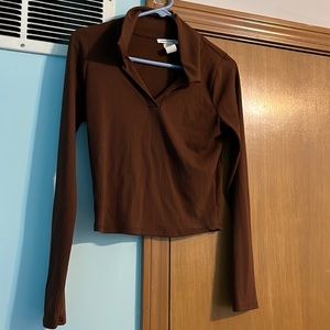 Collared Long Sleeve V Neck Crop Top